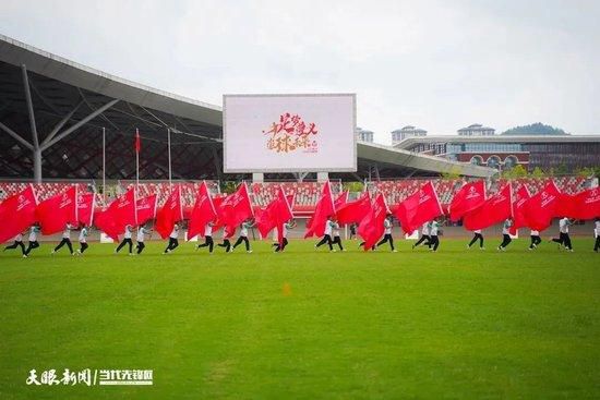 我想为这场失利向所有人道歉，特别要向每天都信任我、支持我的队友道歉。